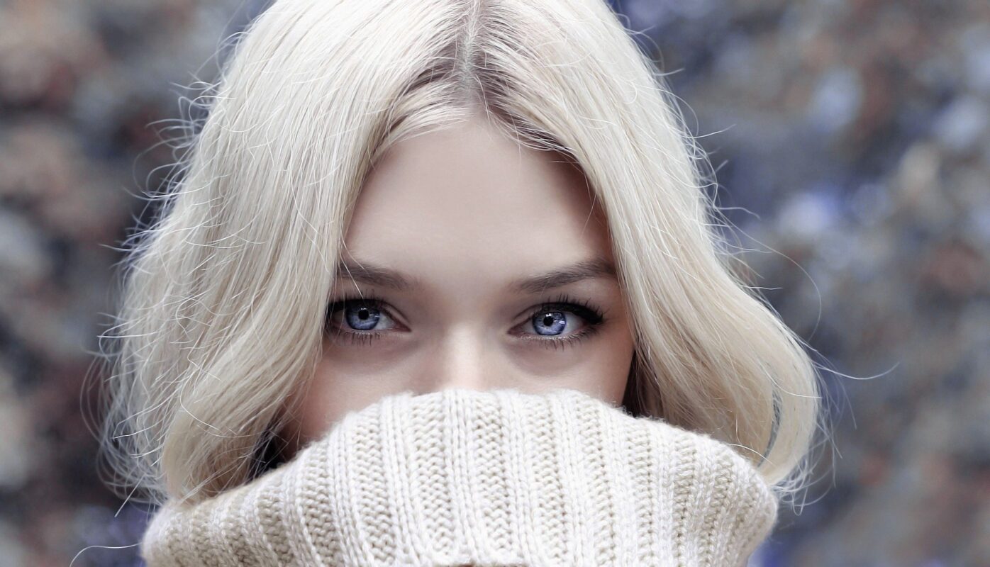 5 conseils éviter cheveux secs terne en hiver